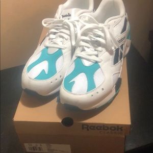 REEBOK AZTREK UNISEX
